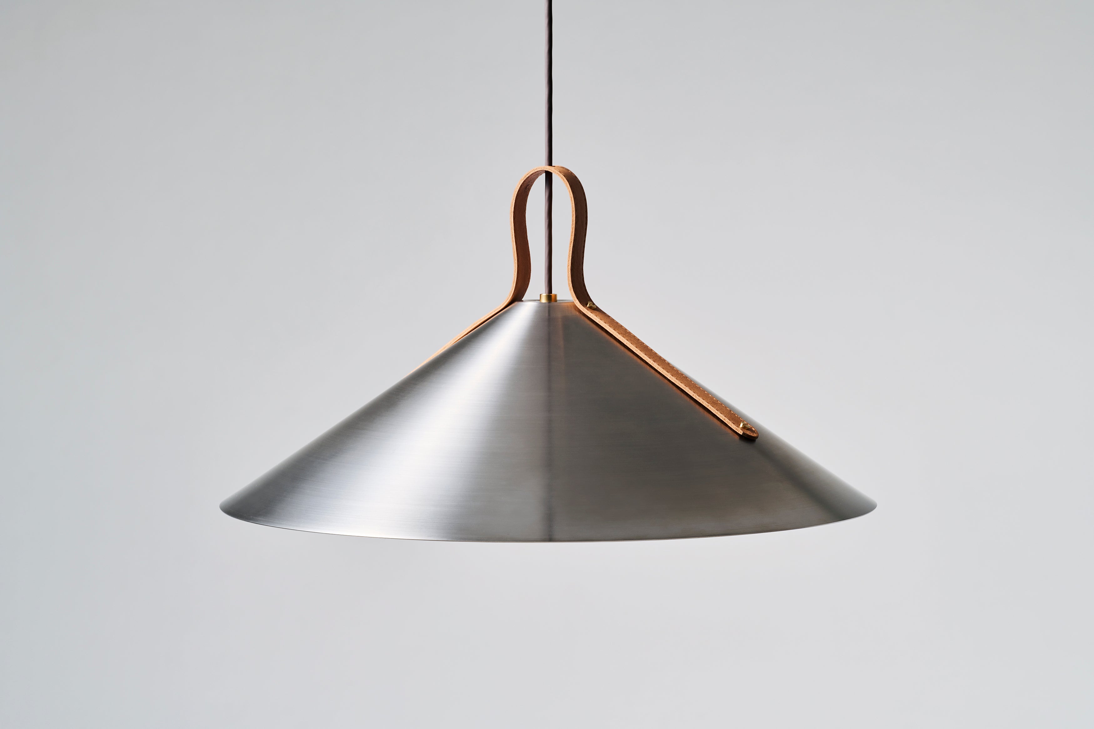 Rein - NEW LIGHT POTTERY