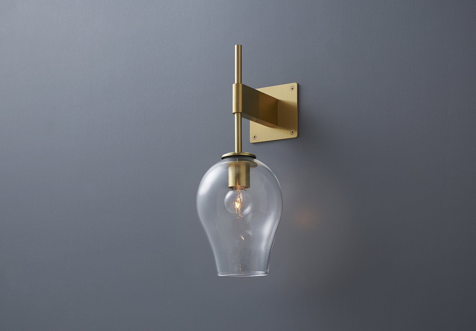 Lily wall / single - NEW LIGHT POTTERY